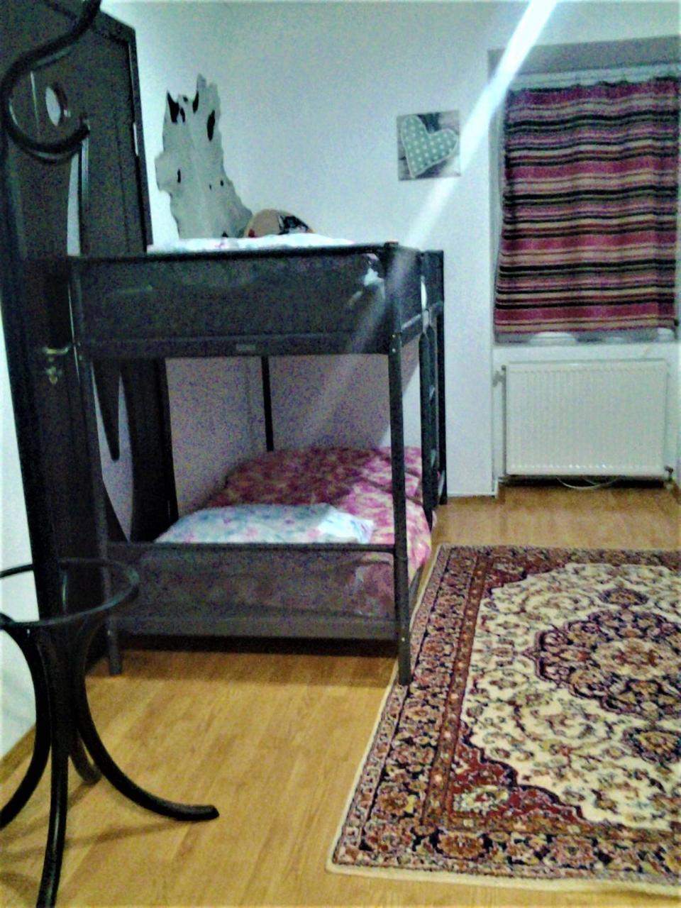 Leyla Hostel บราชอฟ ภายนอก รูปภาพ