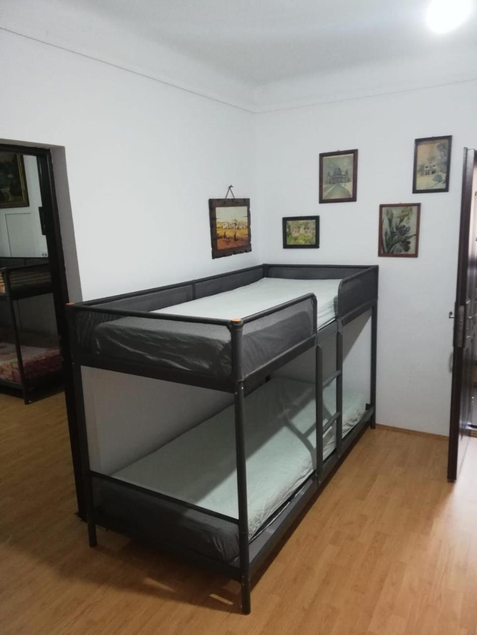 Leyla Hostel บราชอฟ ภายนอก รูปภาพ