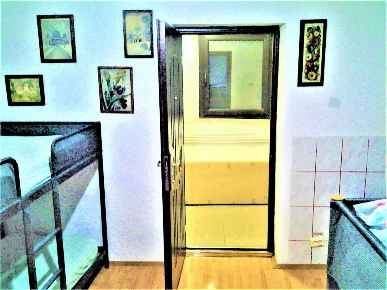 Leyla Hostel บราชอฟ ภายนอก รูปภาพ