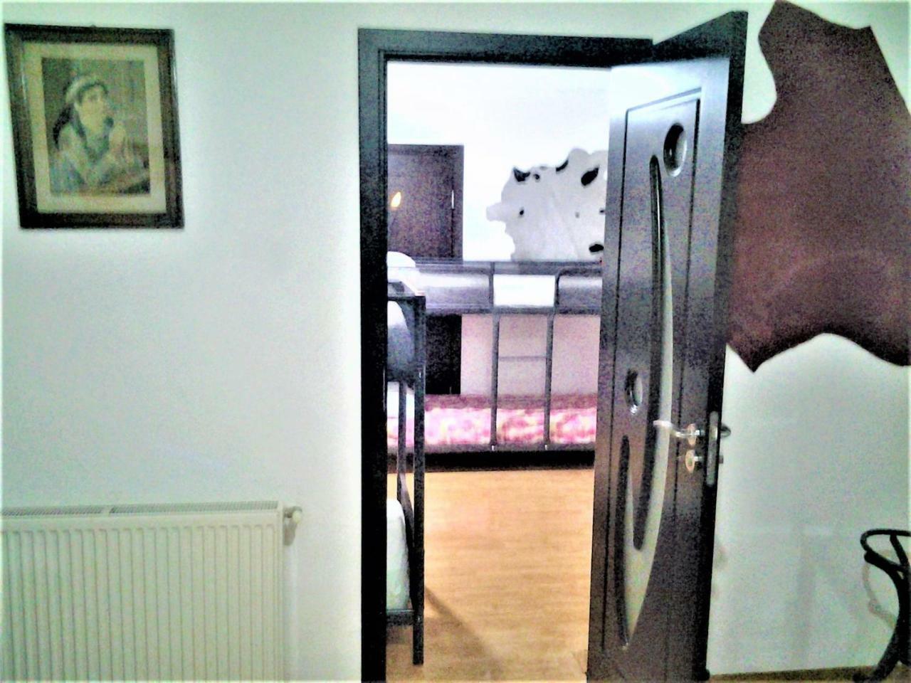 Leyla Hostel บราชอฟ ภายนอก รูปภาพ